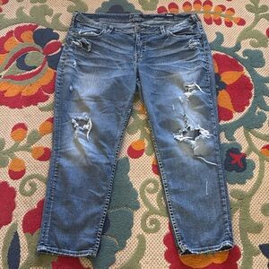Silver Jeans Super Stretch boyfriend distressed ax 20